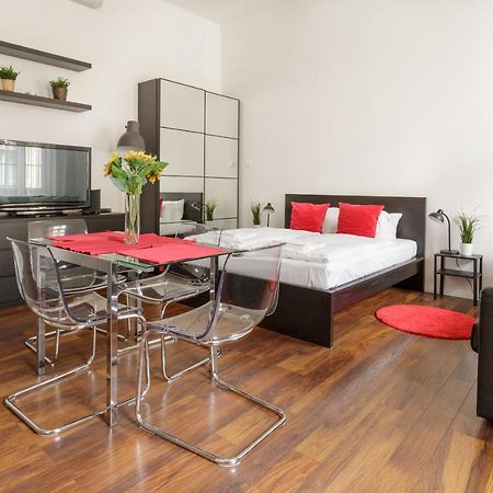 Red Dot Two - New Unit In The Heart Of Party Town Διαμέρισμα Βουδαπέστη Εξωτερικό φωτογραφία